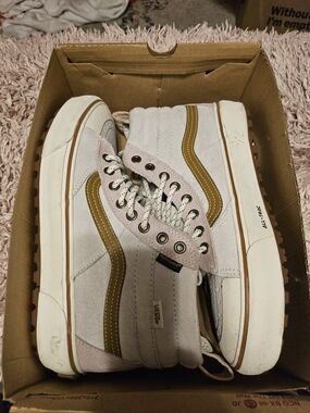 Vans SK8-Hi MTE-2 Marshmallow Multi Winter Boots Women's 9